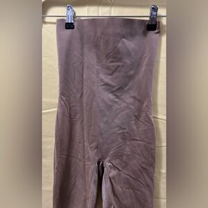 Donna Karan Tan Hosiery Small / Petite